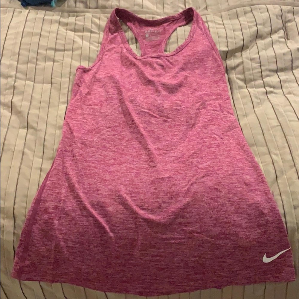 Nike dri-fit women’s racerback workout top
